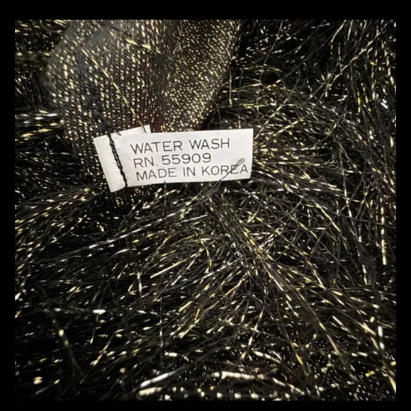 Vintage Gold Shimmery Scarf Red & Brown Floral Print Shimmery Gold Black Fringe - Picture 11 of 11